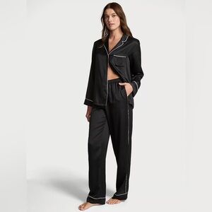 NWT Victoria's Secret Signature Sating Black Pajama Set with Pink Piping Medium